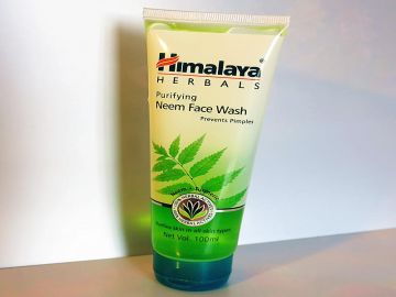 Himalaya Anti-Acne Neem Facial Cleanser